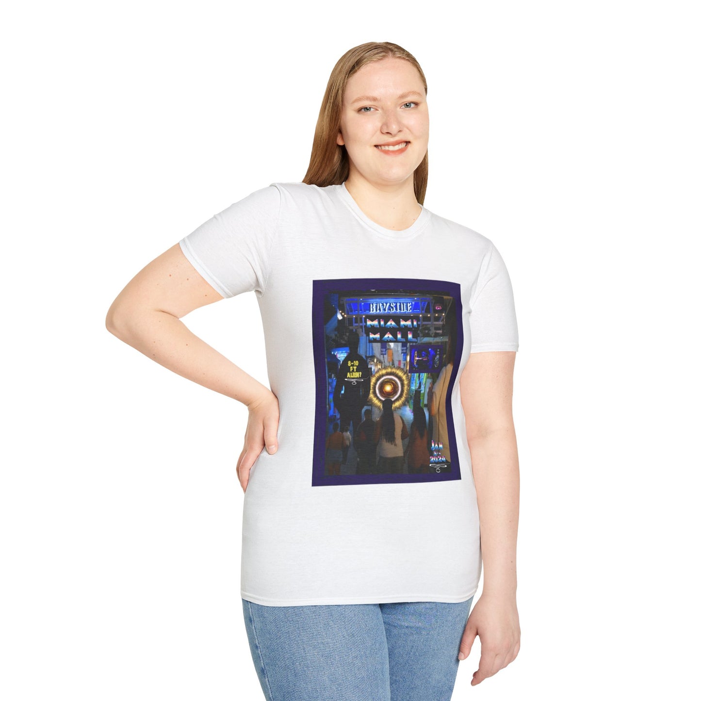 Miami Alien Mall 2 - Unisex Softstyle T-Shirt