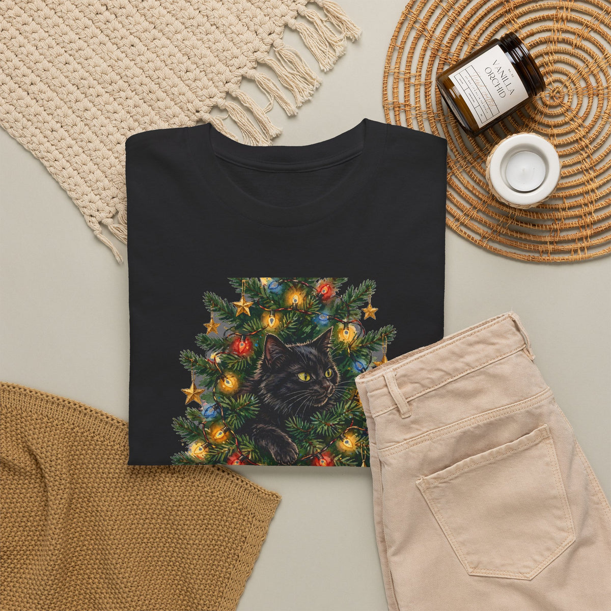 Gato en el Arbol de Navidad - Por Esto No Podemos Tener un Arbol Bonito - Camiseta en Espanol - Edicion Economica