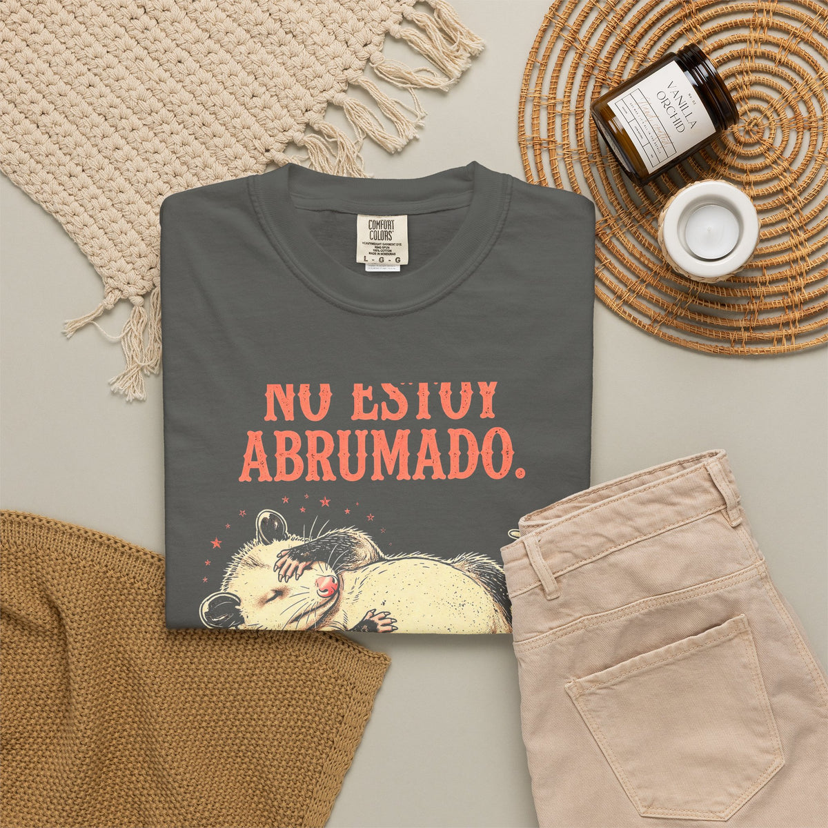 Camiseta Zarigüeya Haciéndose la Muerta - No Estoy Abrumado, Humor en Español