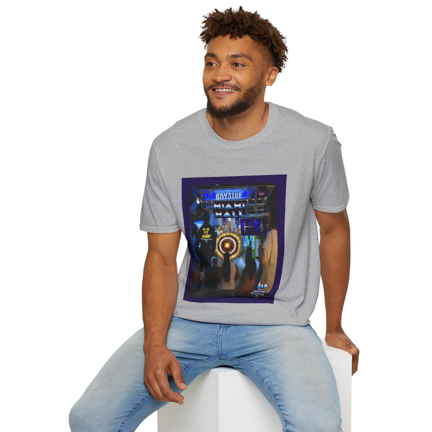 Miami Alien Mall 2 - Unisex Softstyle T-Shirt