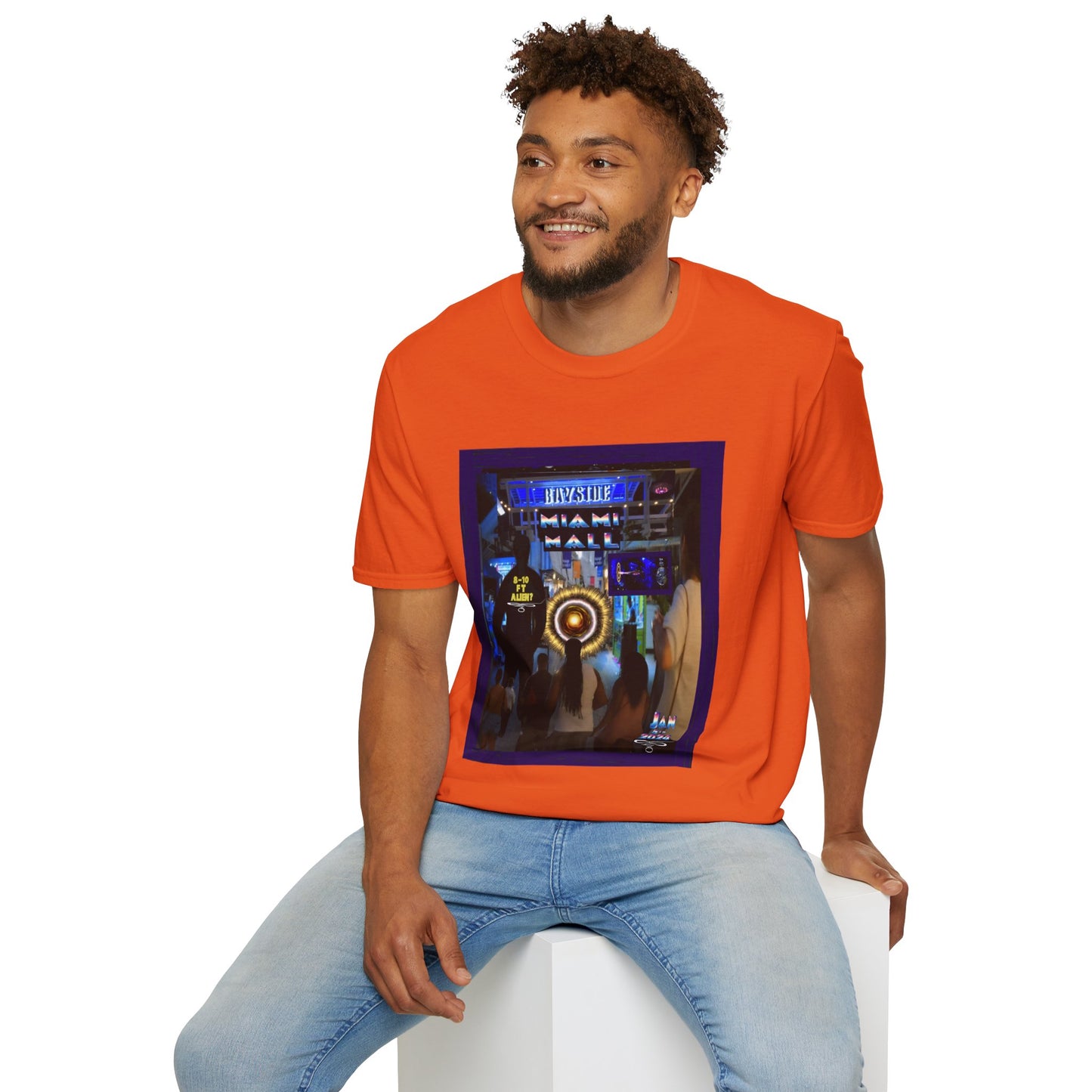 Miami Alien Mall 2 - Unisex Softstyle T-Shirt