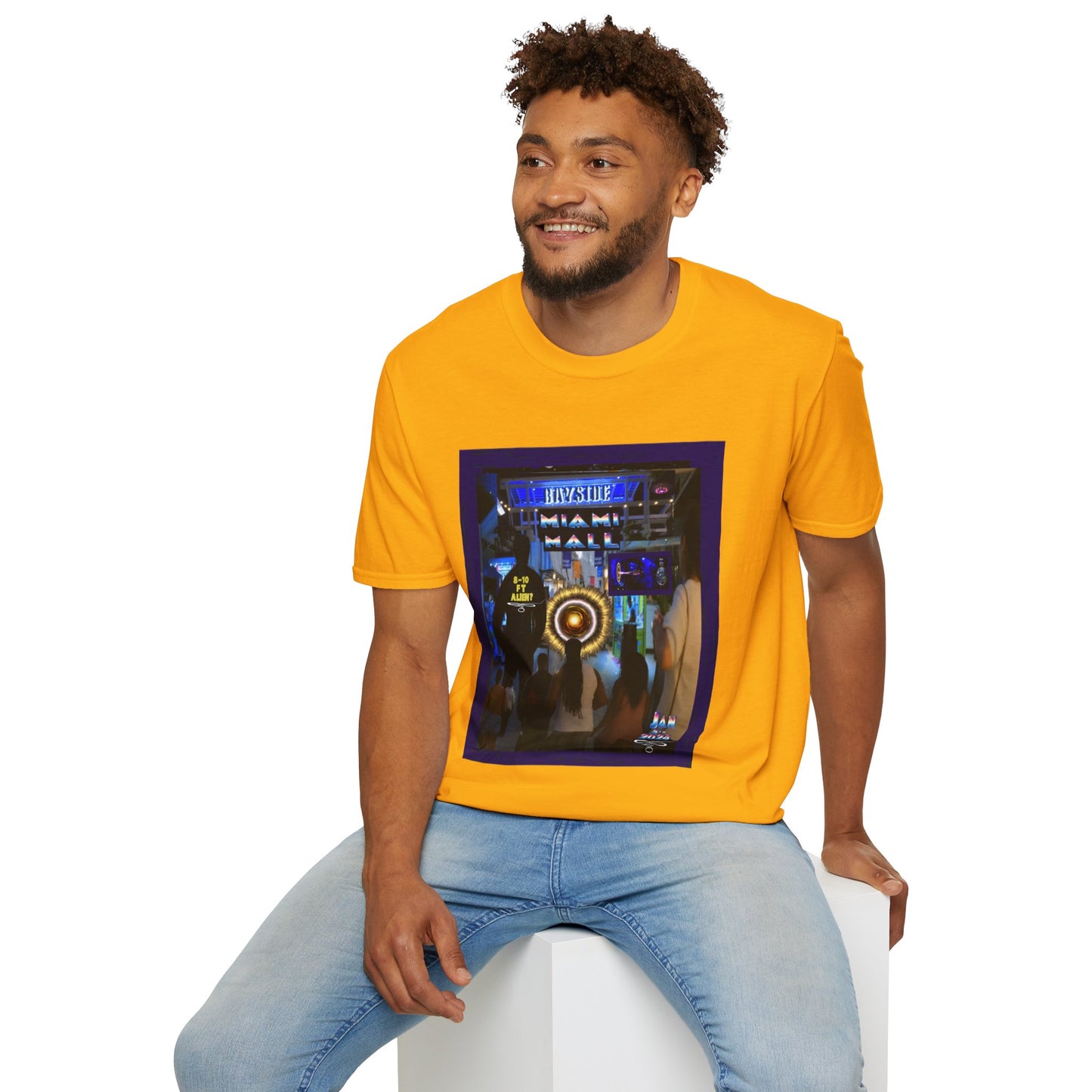 Miami Alien Mall 2 - Unisex Softstyle T-Shirt