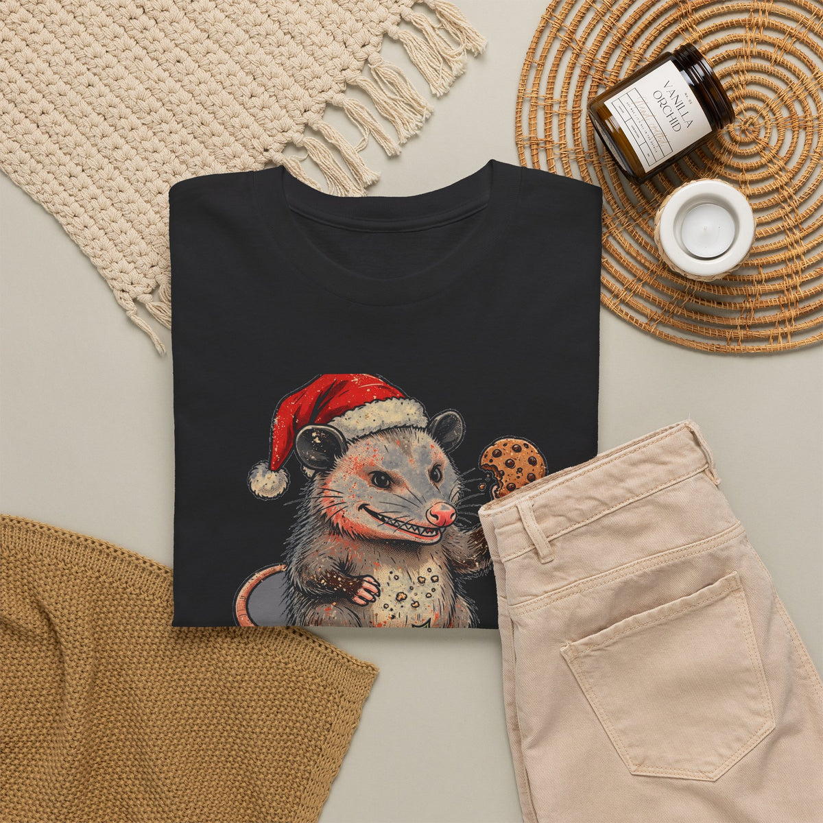 En la Lista de los Traviesos - Zarigueya de Navidad - Camiseta en Espanol - Edicion Economica